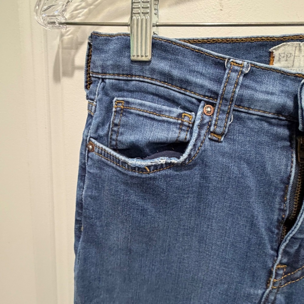 Free People Womens Skinny Jeans Distressed Ripped Knee Blue Size 27 - Picture 11 of 15